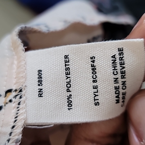 Chelsea and Violet Tan Black Multicolor Floral Long Kimono Size Small - Picture 9 of 9